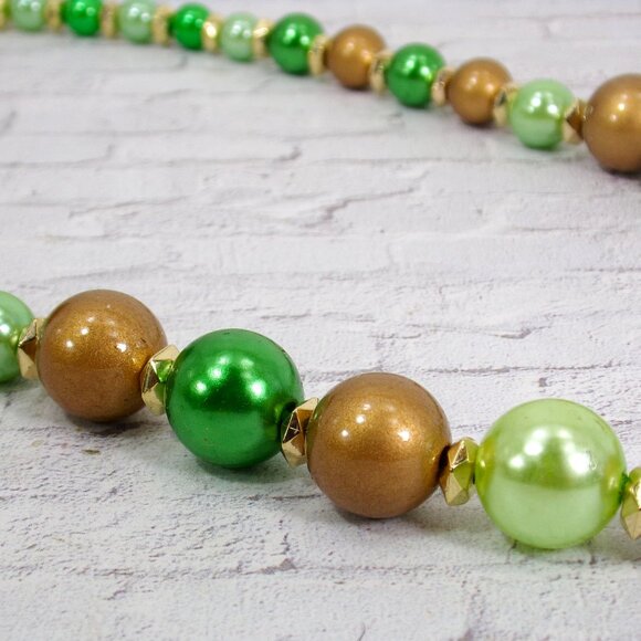 Green and gold bead necklace and earring set with round beads colorful necklace - Picture 5 of 9